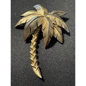 Vintage Crown Trifari Palm Tree Brooch Gold tone